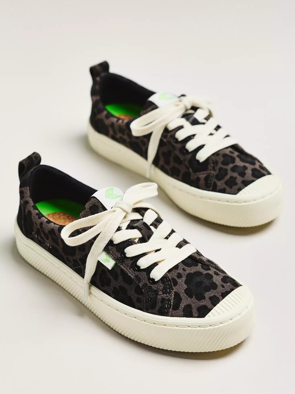 NWT- Cariuma OCA Low black Jaguar Print Suede Sneaker Women's Size 5